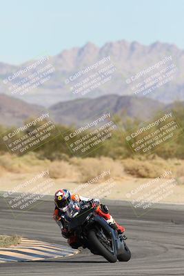 media/Nov-16-2025-Race Pace (Sun) [[8c5fa54630]]/Non Verified Riders (1st 20 Minutes)/2-Turn 10 (1010am)/